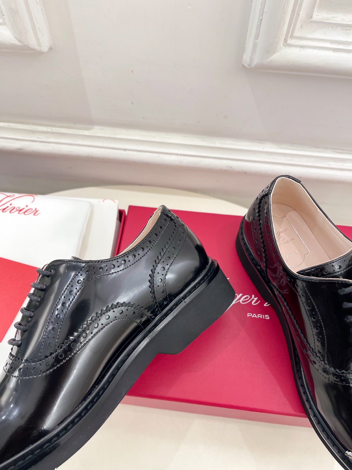 VIV' RANGERS LACE-UPS IN BLACK CALFSKIN - 35