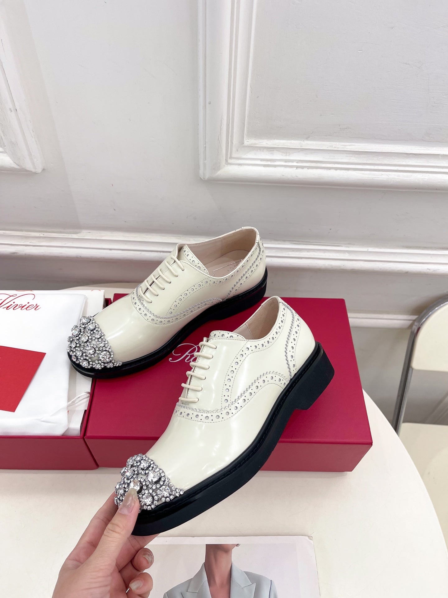 VIV' RANGERS LACE-UPS IN WHITE CALFSKIN - 35