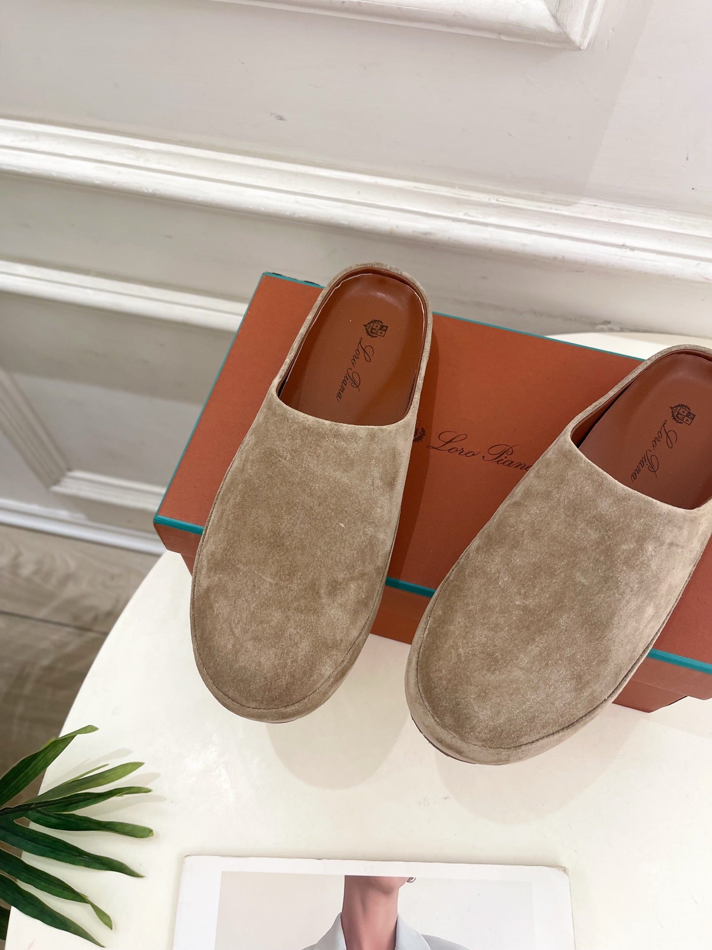 LP 25S MULES IN MOCHA BROWN SUEDE - 35