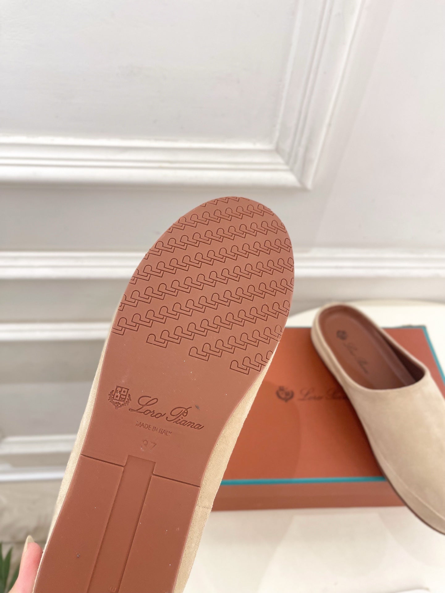 LP 25S MULES IN WARM BEIGE SUEDE - 35
