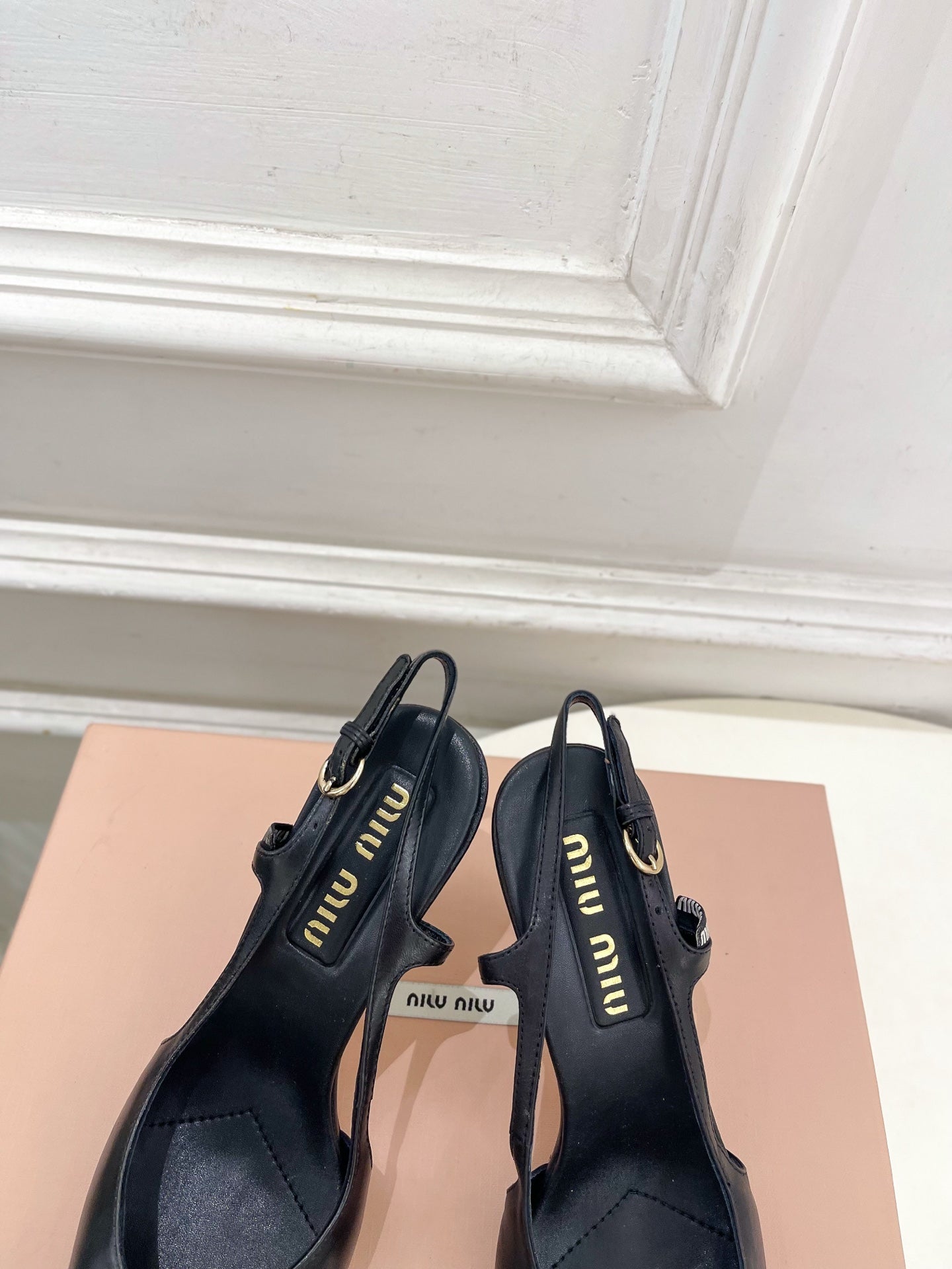 MIUMIU 26S SLINGBACK PUMPS 85MM IN BLACK CALFSKIN