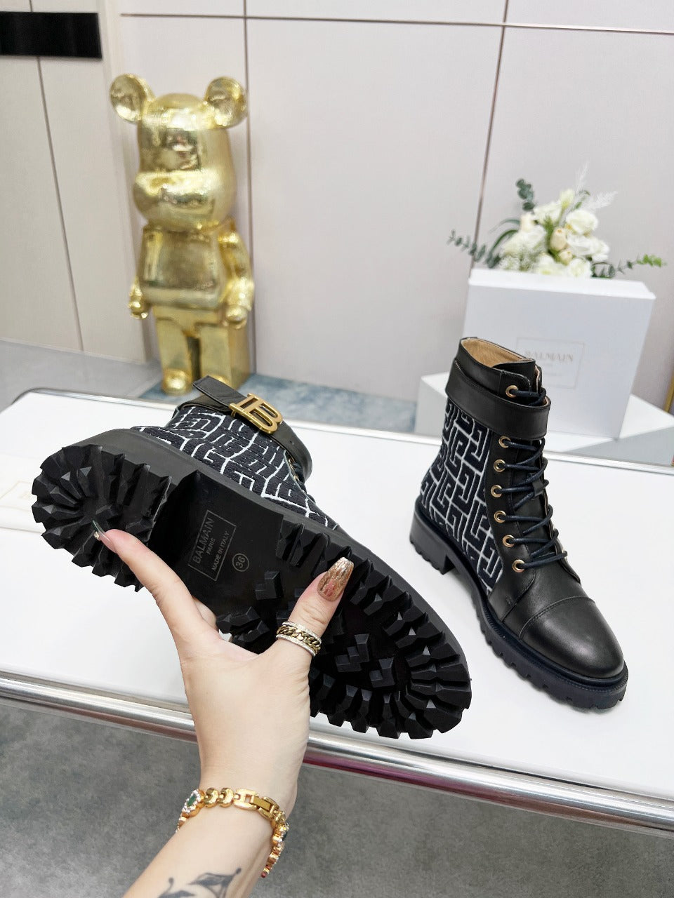 ЧЕРЕВИКИ BALMAIN 26S З ЧОРНОЇ ТЕЛЯЧОЇ ШКІРИ ТА ВОВНИ