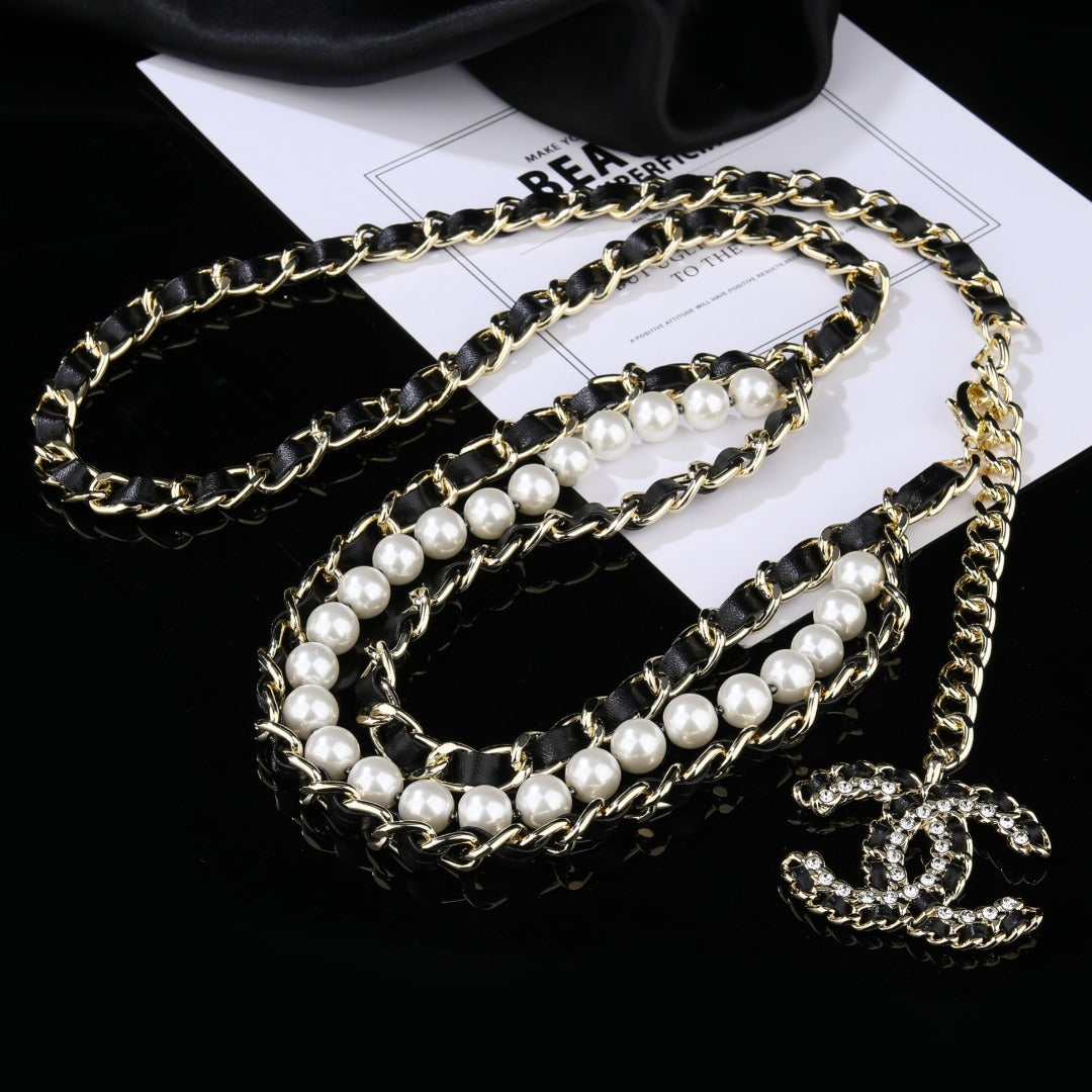 CHANEL 25S CHAIN BELT IN WHITE PEARL AND BLACK CALFSKIN 612711 - 30