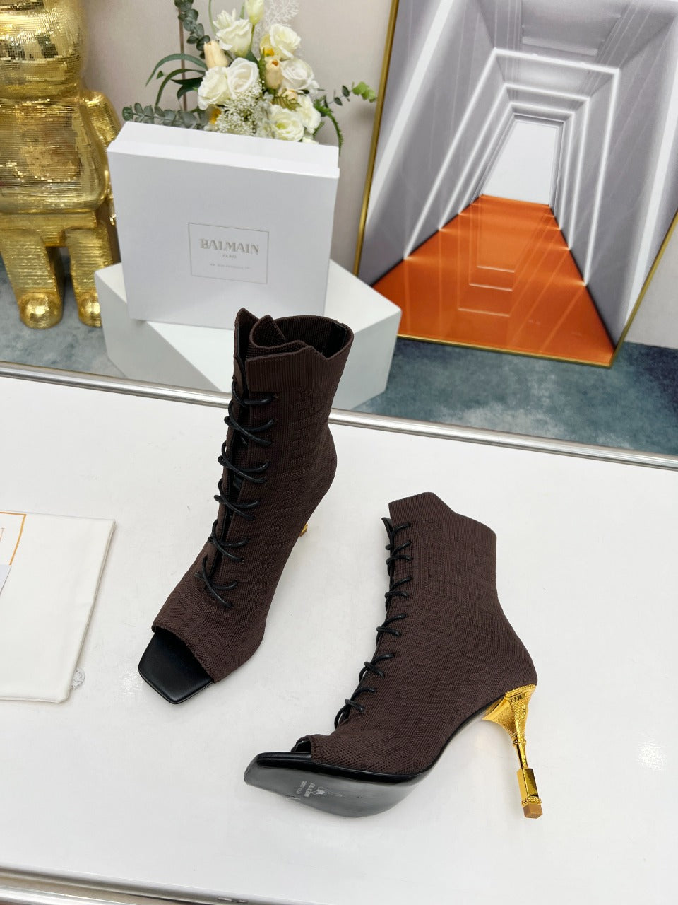 Черевики BALMAIN 26S на шнурівці з відкритим носком, 95 мм, темно-коричневі, з матеріалу Flyknit