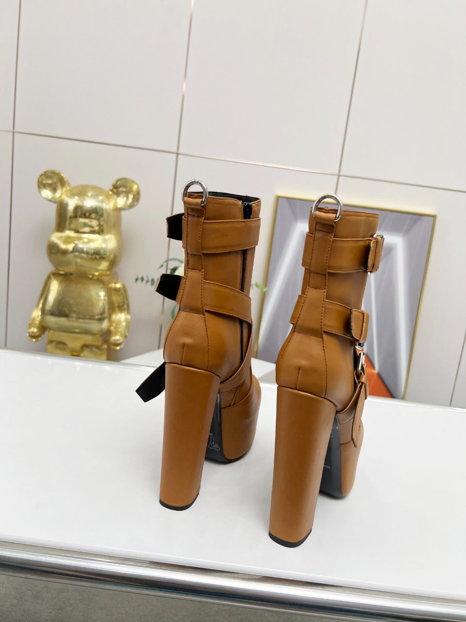 SL ANKLE BUCKLE BOOT PLATFORM SIENNA CALFSKIN - 35