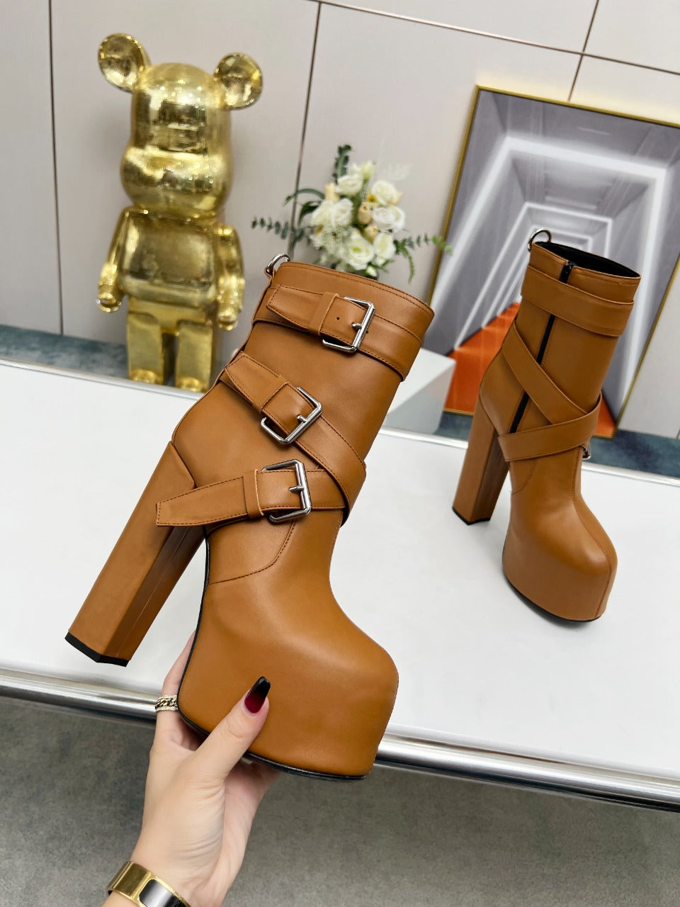 SL ANKLE BUCKLE BOOT PLATFORM SIENNA CALFSKIN - 35