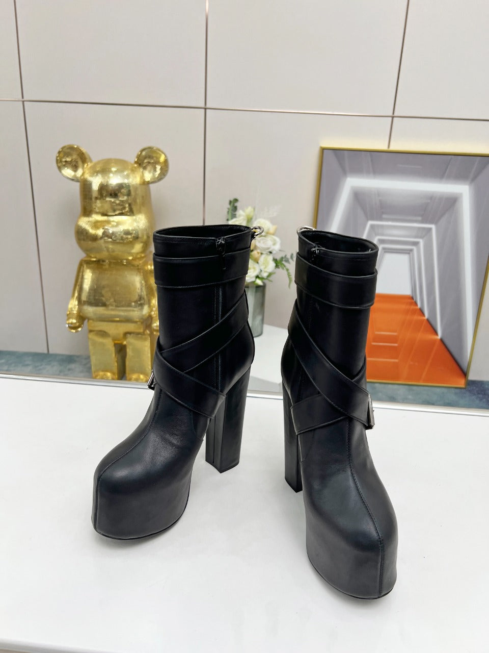 SL ANKLE BUCKLE BOOT PLATFORM BLACK SMOOTH CALFSKIN - 35