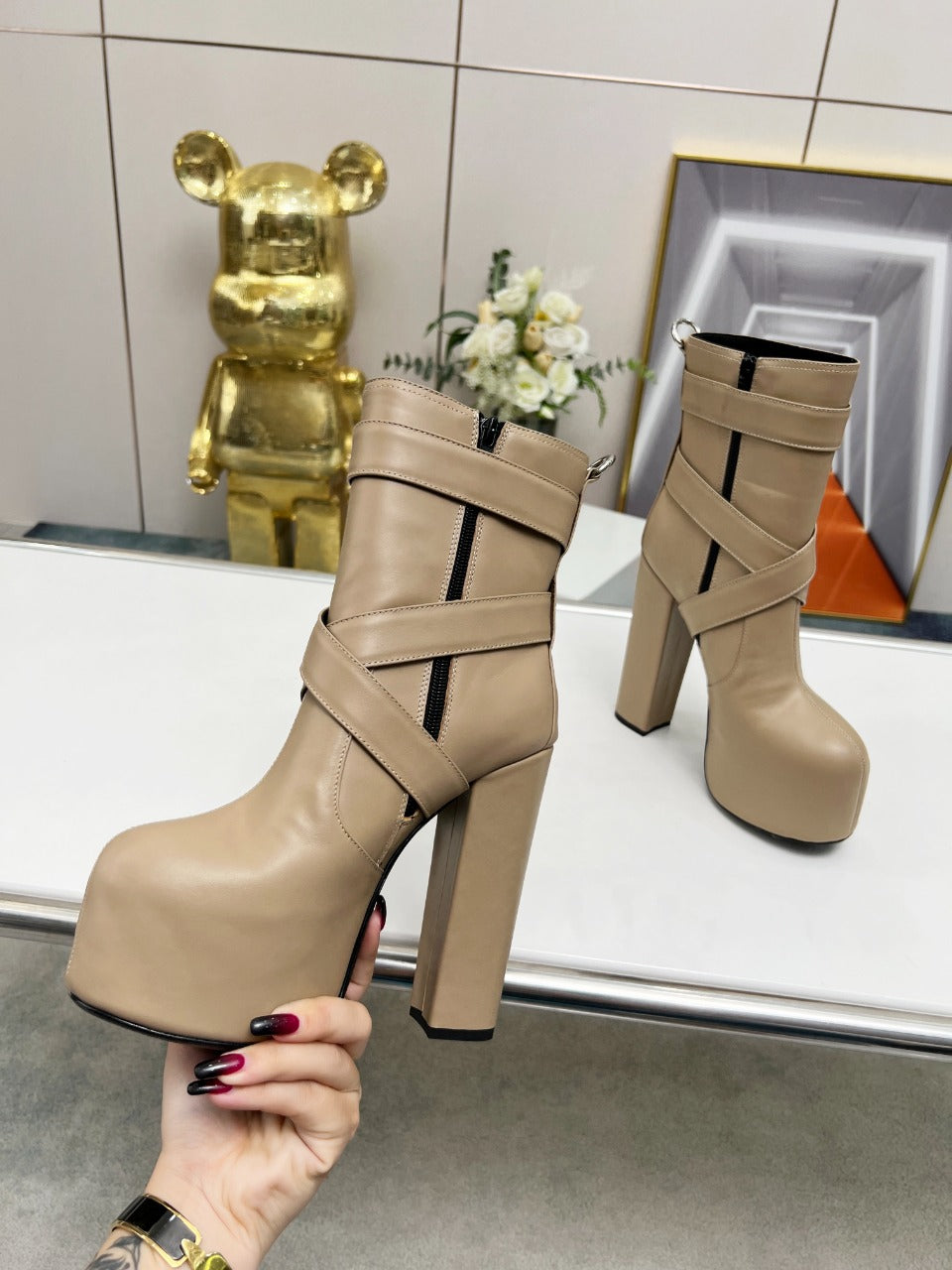 SL ANKLE BUCKLE BOOT PLATFORM TAN CALFSKIN - 35