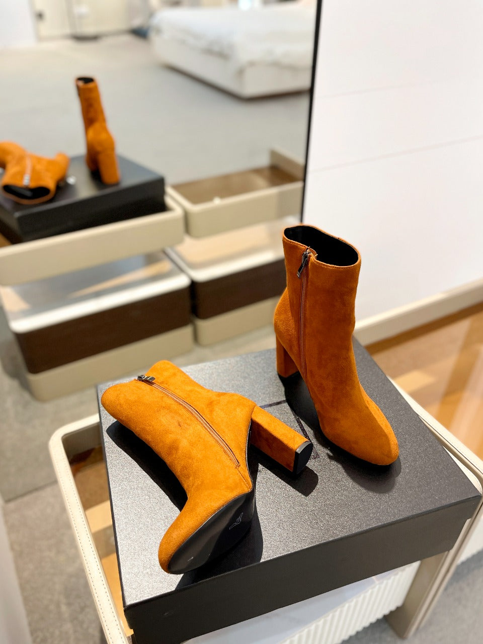SL HONORÉ BOOTIES BRICK SUEDE - 34