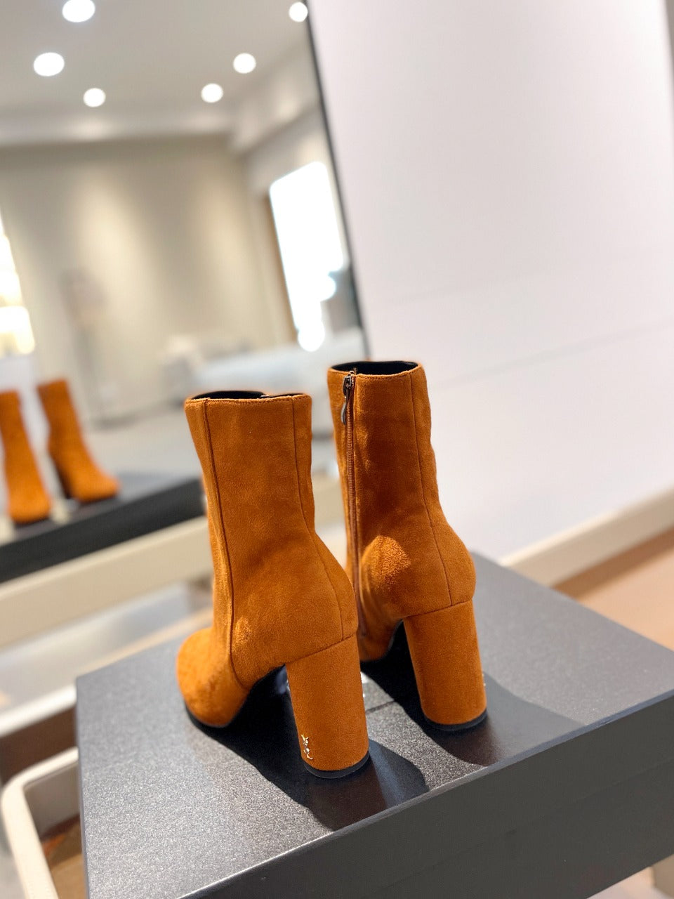 SL HONORÉ BOOTIES BRICK SUEDE - 34