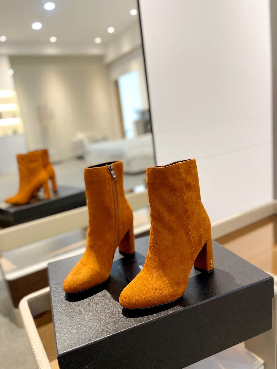 SL HONORÉ BOOTIES BRICK SUEDE - 34