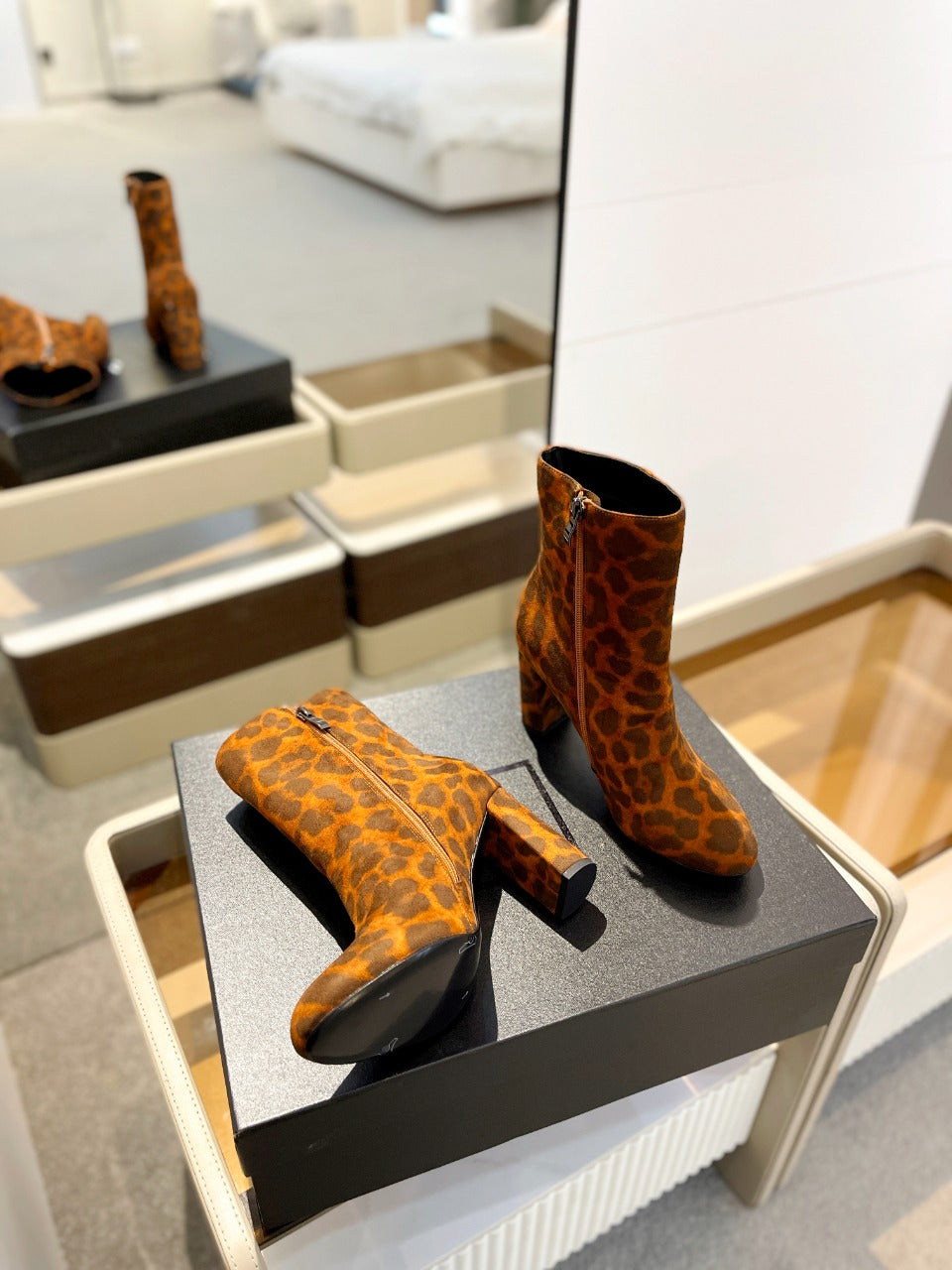 SL HONORÉ BOOTIES LEOPARD BRICK SUEDE - 34
