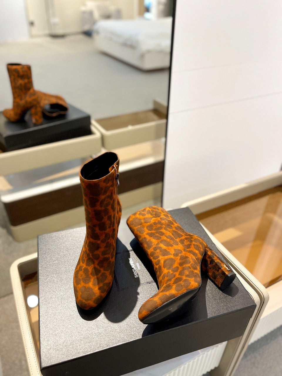 SL HONORÉ BOOTIES LEOPARD BRICK SUEDE - 34