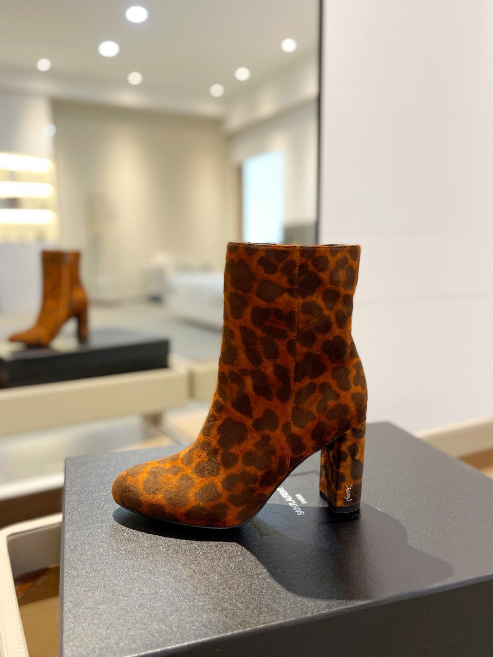 SL HONORÉ BOOTIES LEOPARD BRICK SUEDE - 34