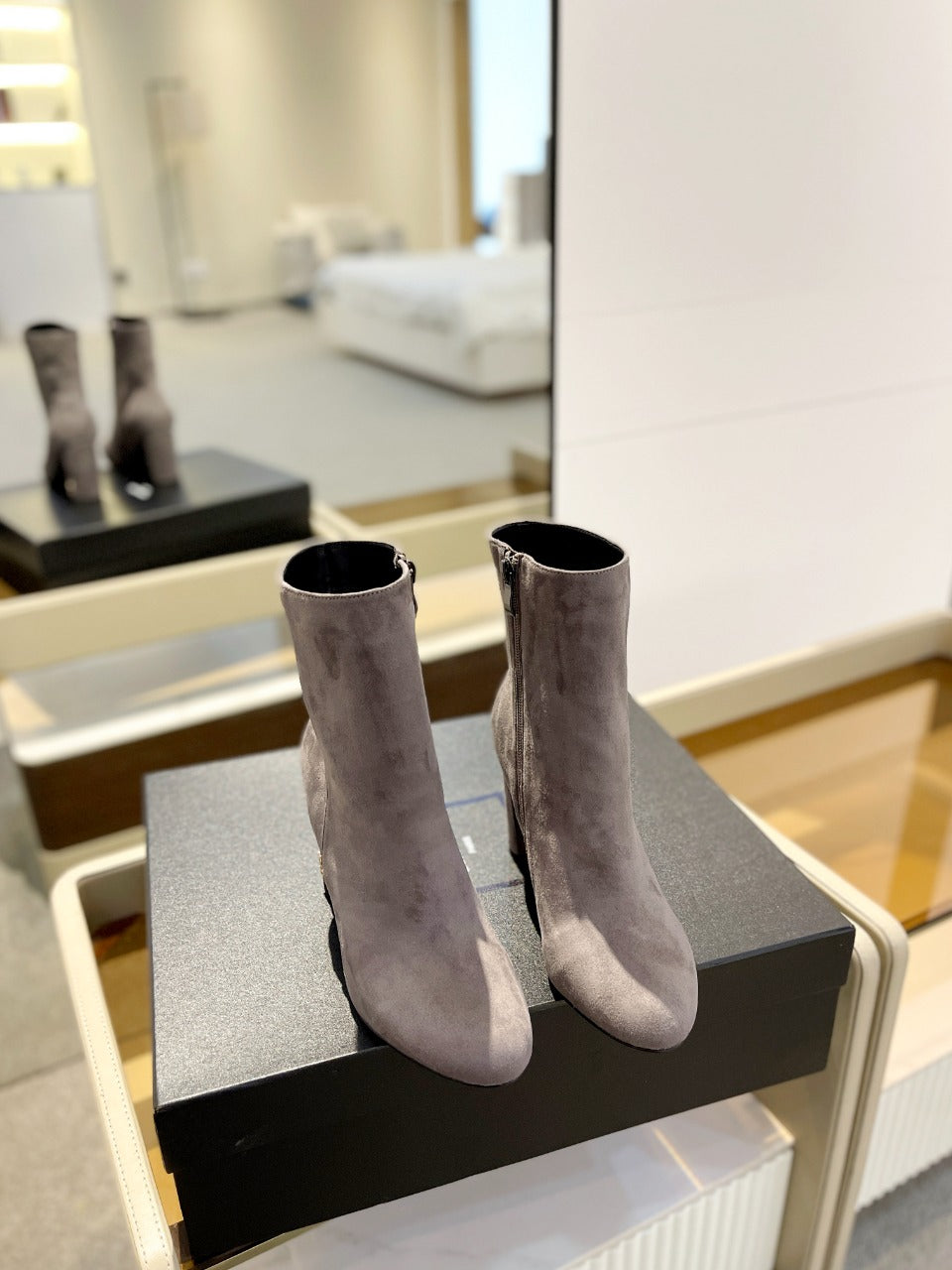 SL HONORÉ BOOTIES GRAY SUEDE - 34