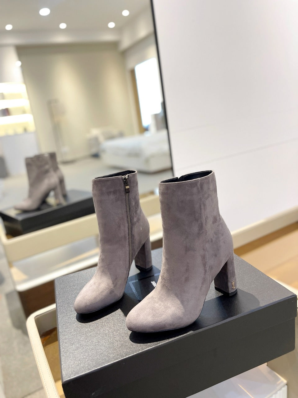 SL HONORÉ BOOTIES GRAY SUEDE - 34