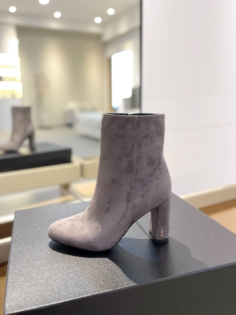 SL HONORÉ BOOTIES GRAY SUEDE - 34