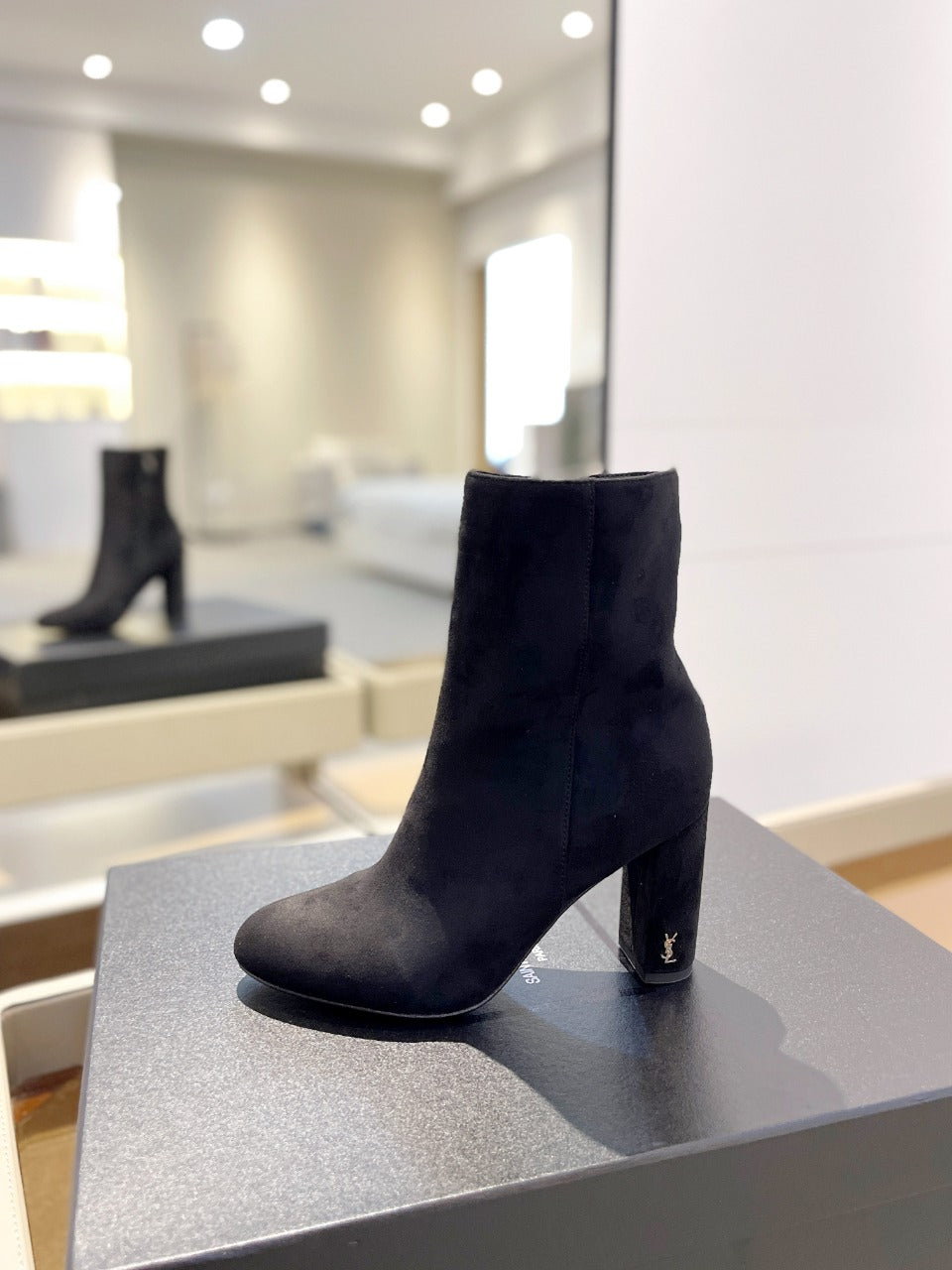 SL HONORÉ BOOTIES BLACK SUEDE - 34