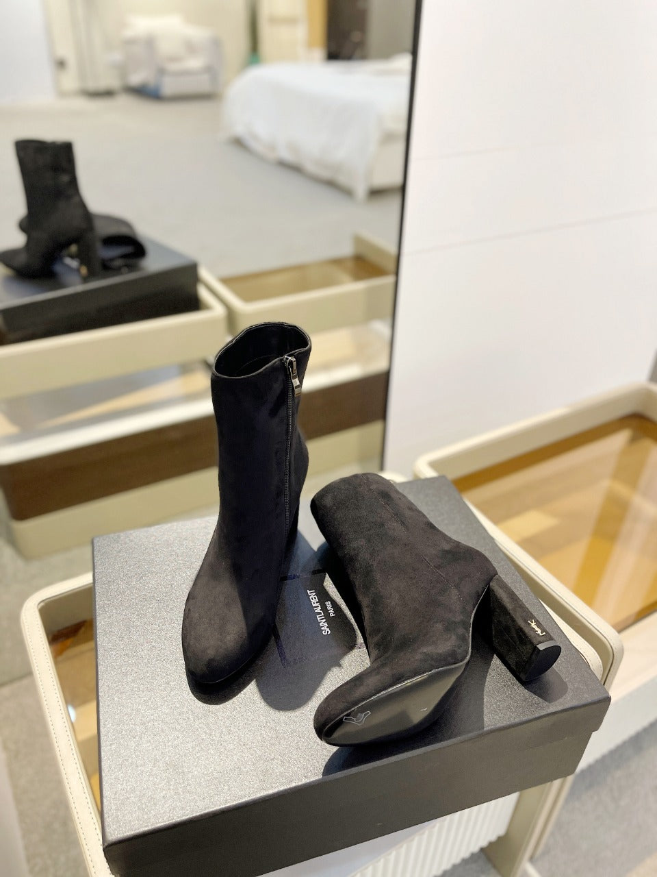 SL HONORÉ BOOTIES BLACK SUEDE - 34