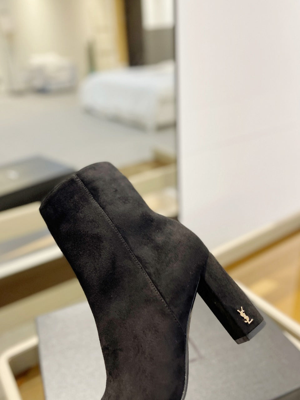 SL HONORÉ BOOTIES BLACK SUEDE - 34