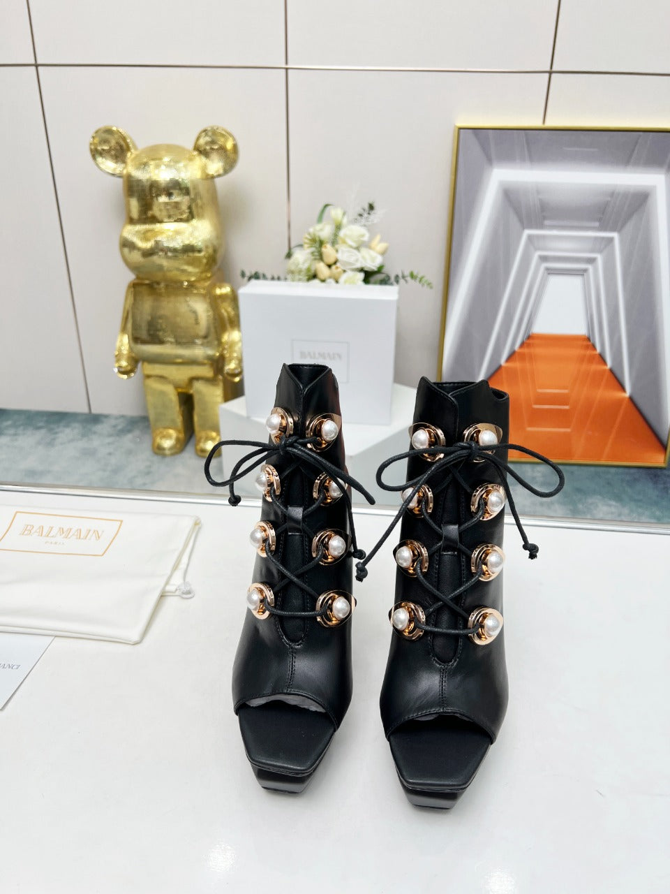 BALMAIN 26S ВІДКРИТІ ЧЕРЕВИКИ 115 ММ З ЧОРНОЇ ТЕЛЯЧОЇ ШКІРИ, ПРИКРАШЕНІ ПЕРЛАМИ