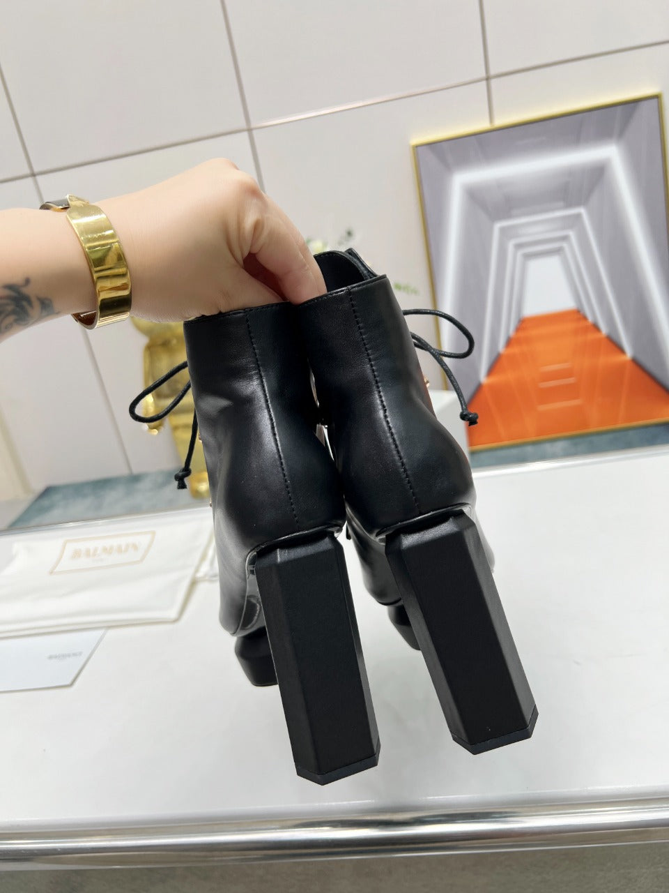 BALMAIN 26S ВІДКРИТІ ЧЕРЕВИКИ 115 ММ З ЧОРНОЇ ТЕЛЯЧОЇ ШКІРИ, ПРИКРАШЕНІ ПЕРЛАМИ