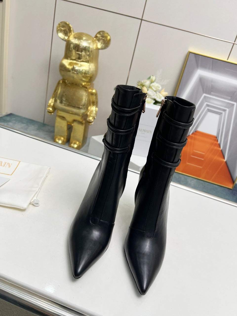ЧОБОТИ BALMAIN 26S НА ВИСОКИХ ПІДБОРАХ 95 ММ З ЧОРНОЇ ОВЕЧОЇ ШКІРИ