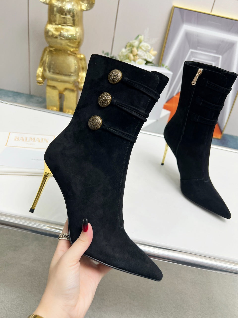 ЧОБОТИ BALMAIN 26S НА ВИСОКИХ ПІДБОРАХ 95 ММ З ЧОРНОЇ ЗАМШІ