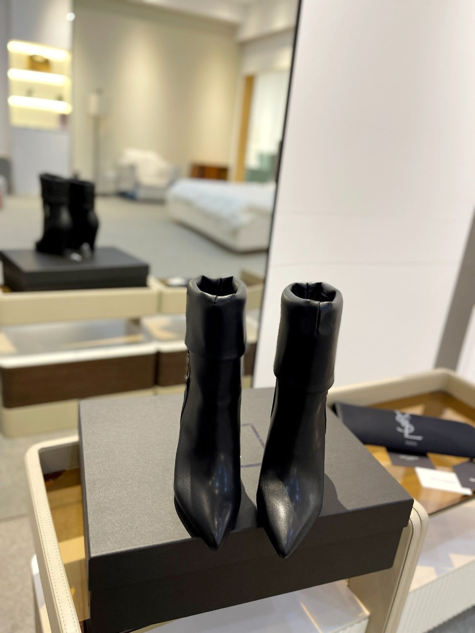 SL NIKI BOOTIES BLACK CALFSKIN - 34
