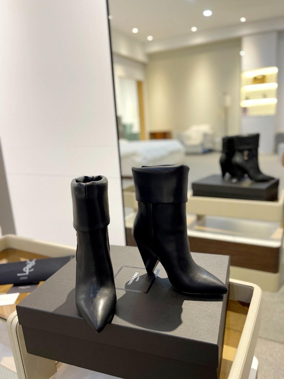 SL NIKI BOOTIES BLACK CALFSKIN - 34