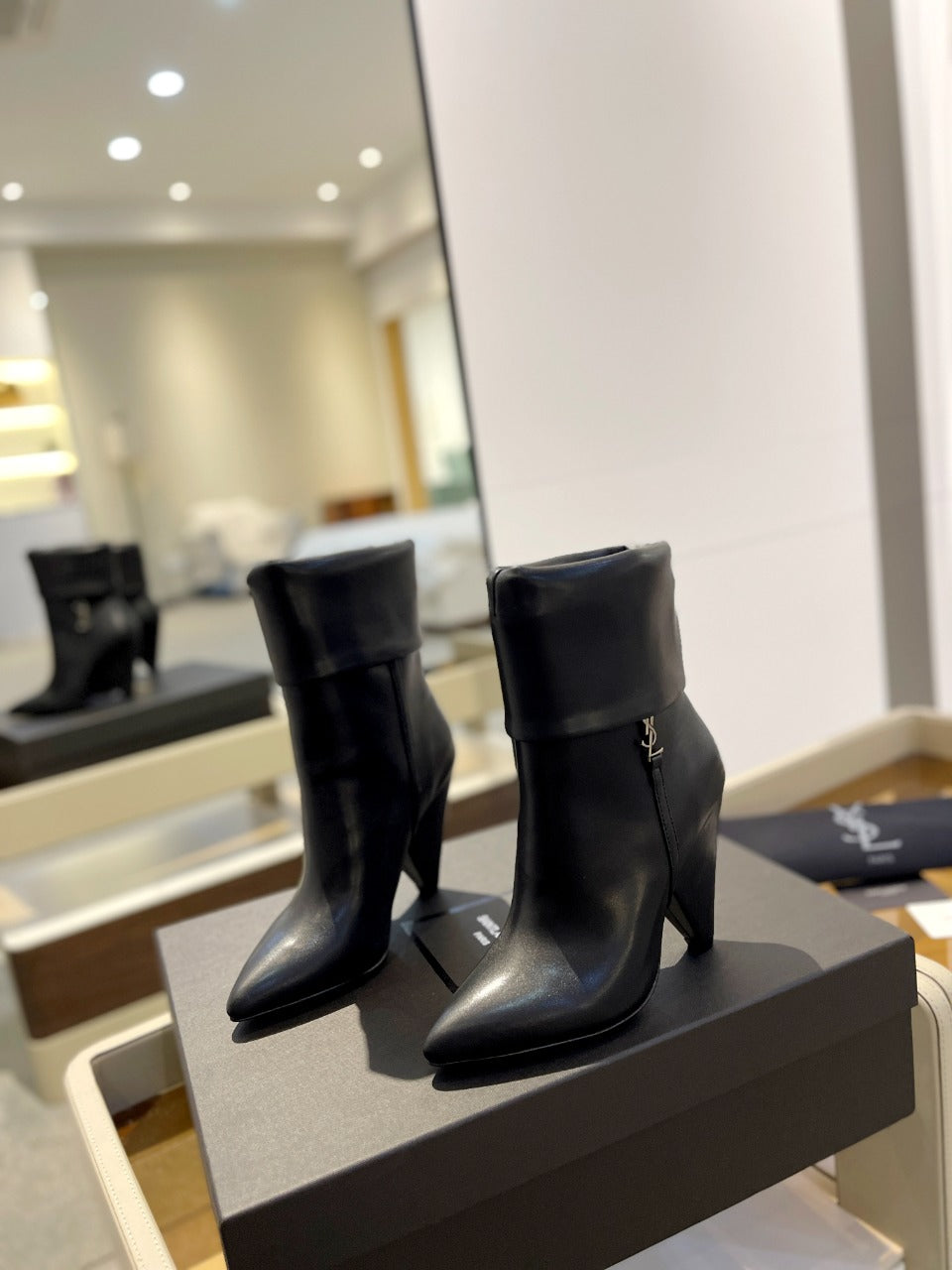 SL NIKI BOOTIES BLACK CALFSKIN - 34