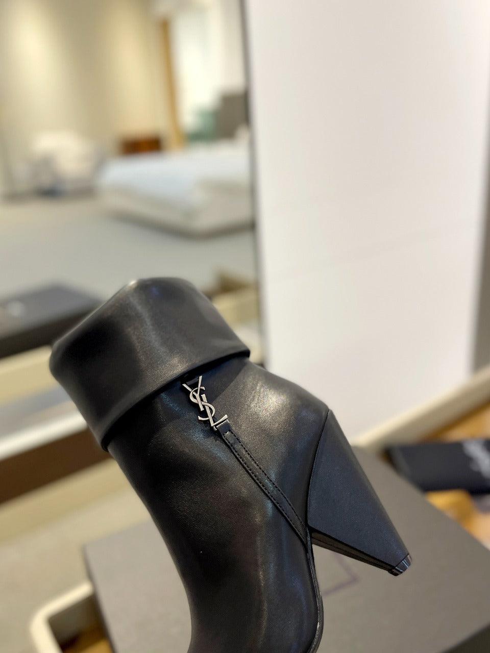 SL NIKI BOOTIES BLACK CALFSKIN - 34