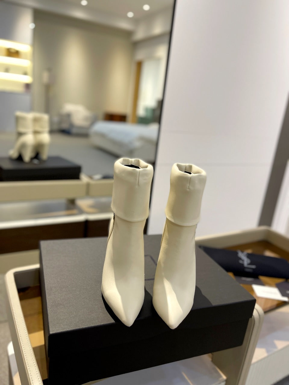 SL NIKI BOOTIES WHITE CALFSKIN - 34