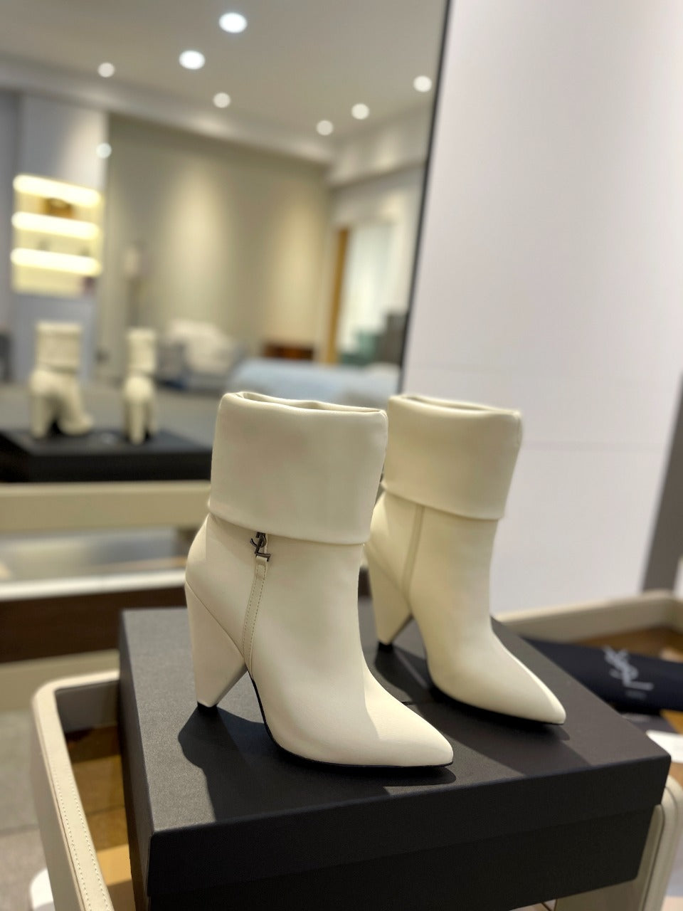 SL NIKI BOOTIES WHITE CALFSKIN - 34