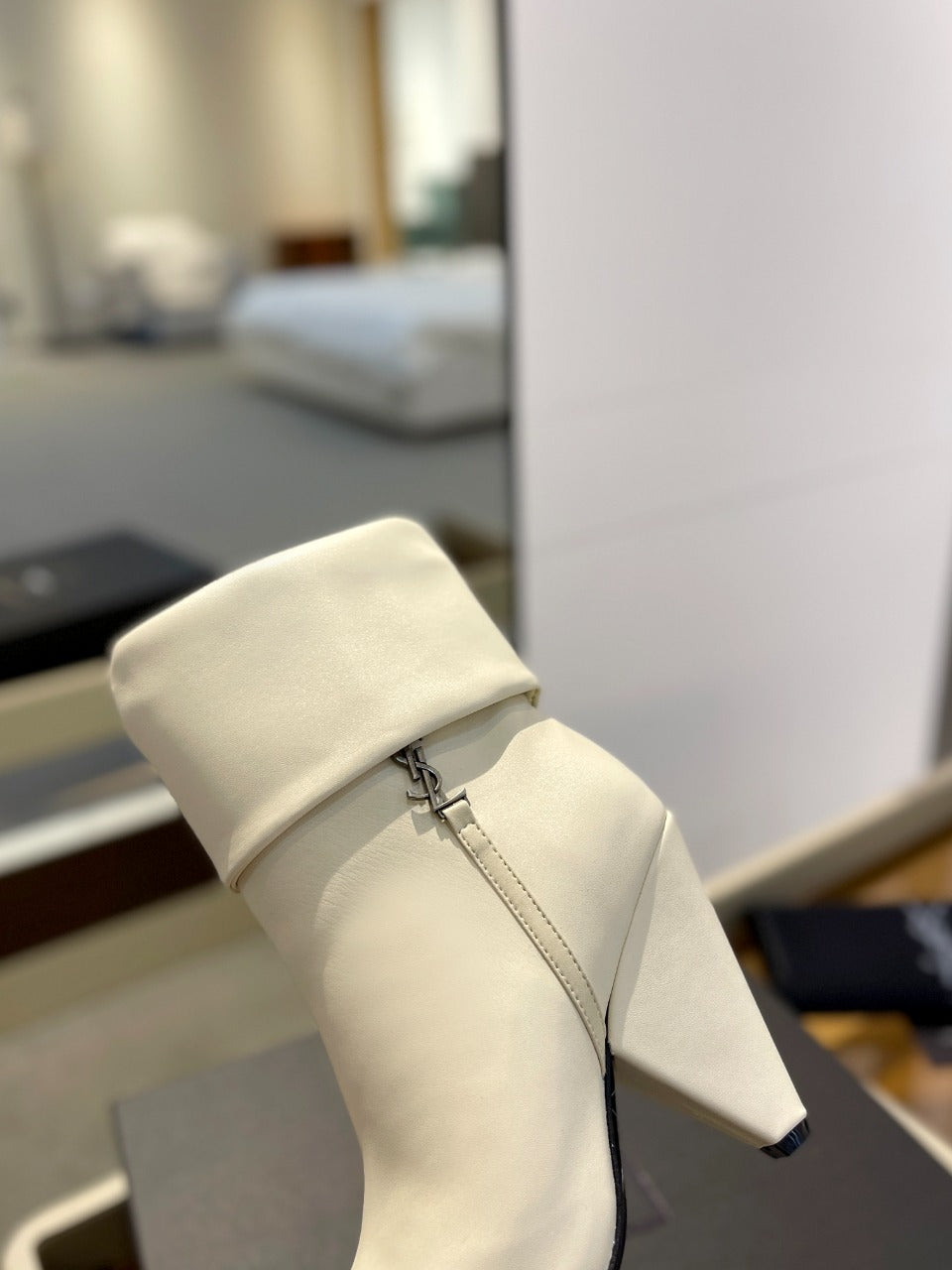 SL NIKI BOOTIES WHITE CALFSKIN - 34
