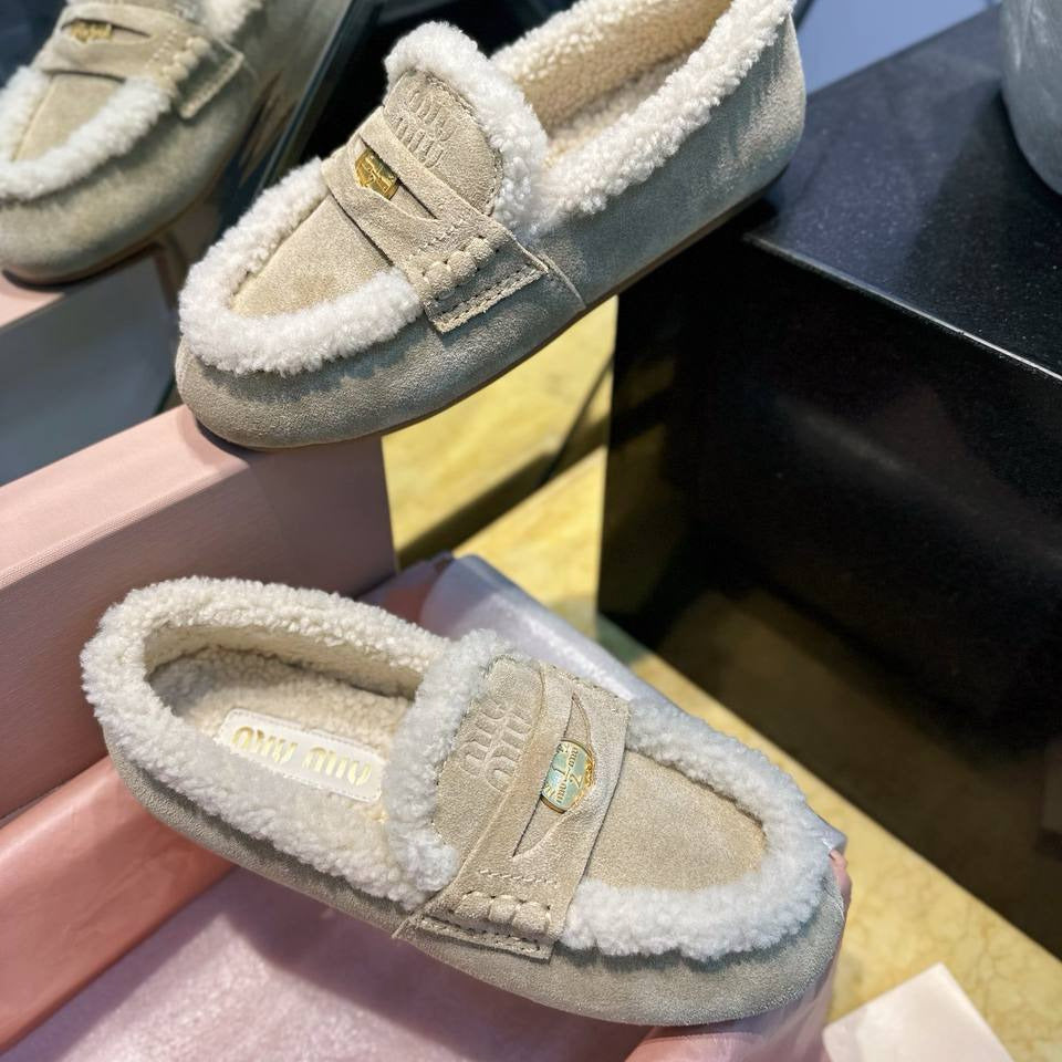Miu Miu Shearling Loafers – Grey & Cream