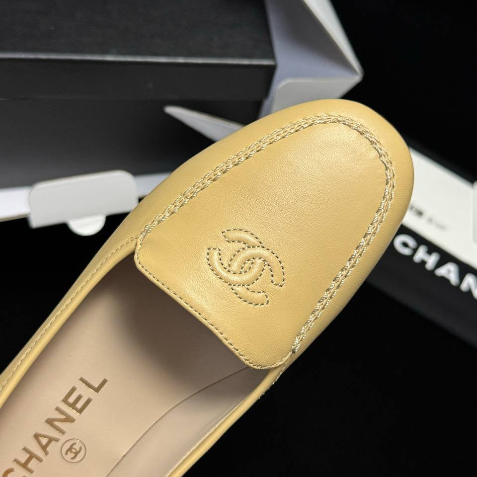 Chanel CC Leather Mules – Beige