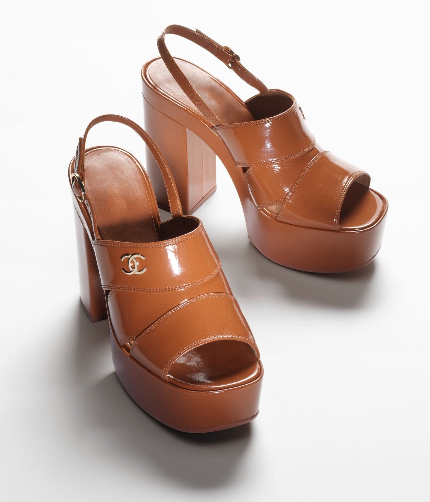 SANDALS LIGHT BROWN CRUMPLED LAMBKSIN - 35
