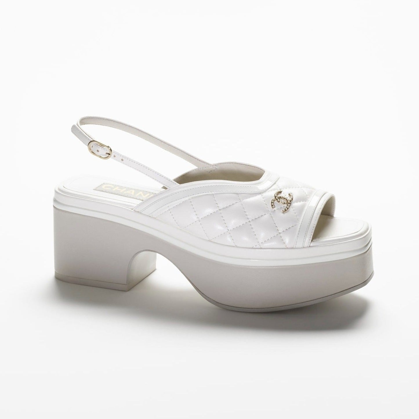 SANDALS WHITE LAMBSKIN PATENT - 35