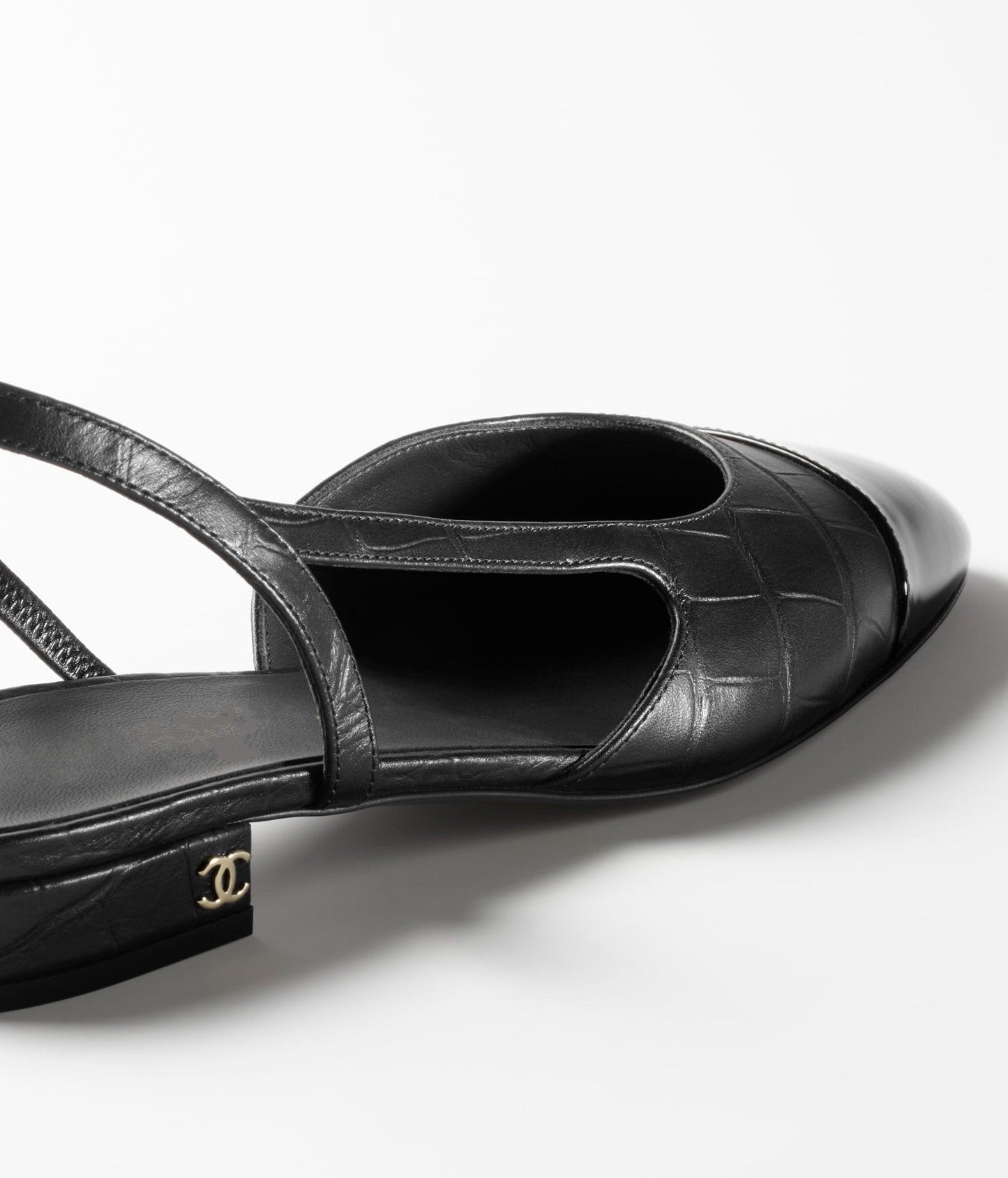 SLINGBACKS BLACK CALFSKIN PATENT - 35
