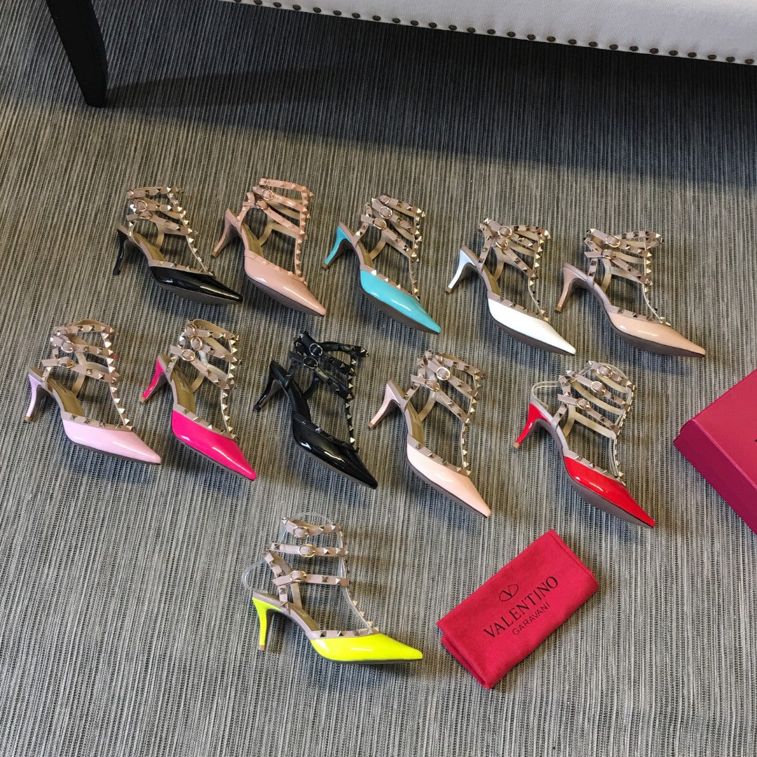 ROCKSTUD CAGED PUMP 65MM IN RUBY RED MIX LIGHT PINK PATENT CALFSKIN - 34