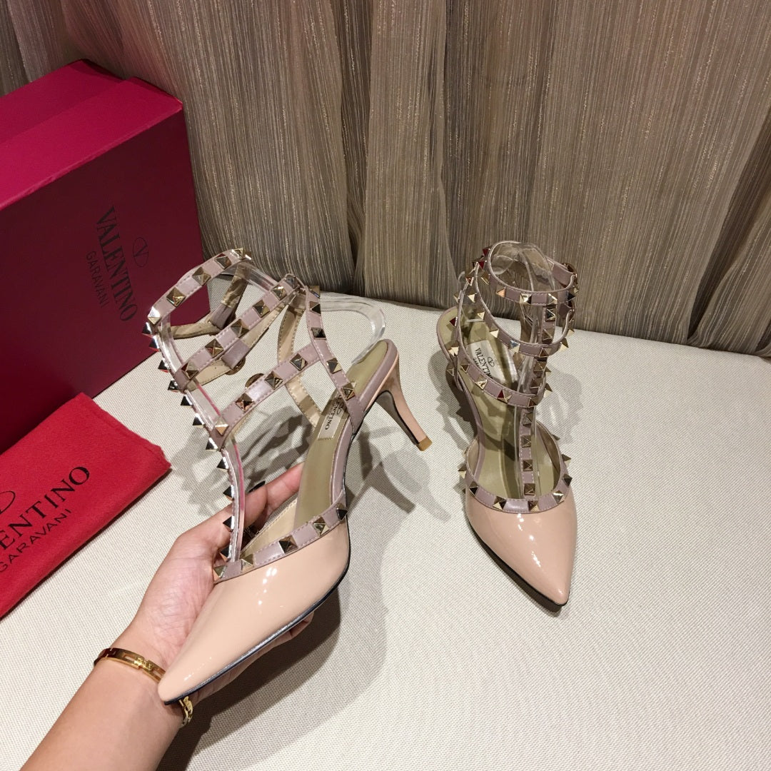 ROCKSTUD CAGED PUMP 65MM IN PEACHY MIX LIGHT PINK PATENT CALFSKIN - 34