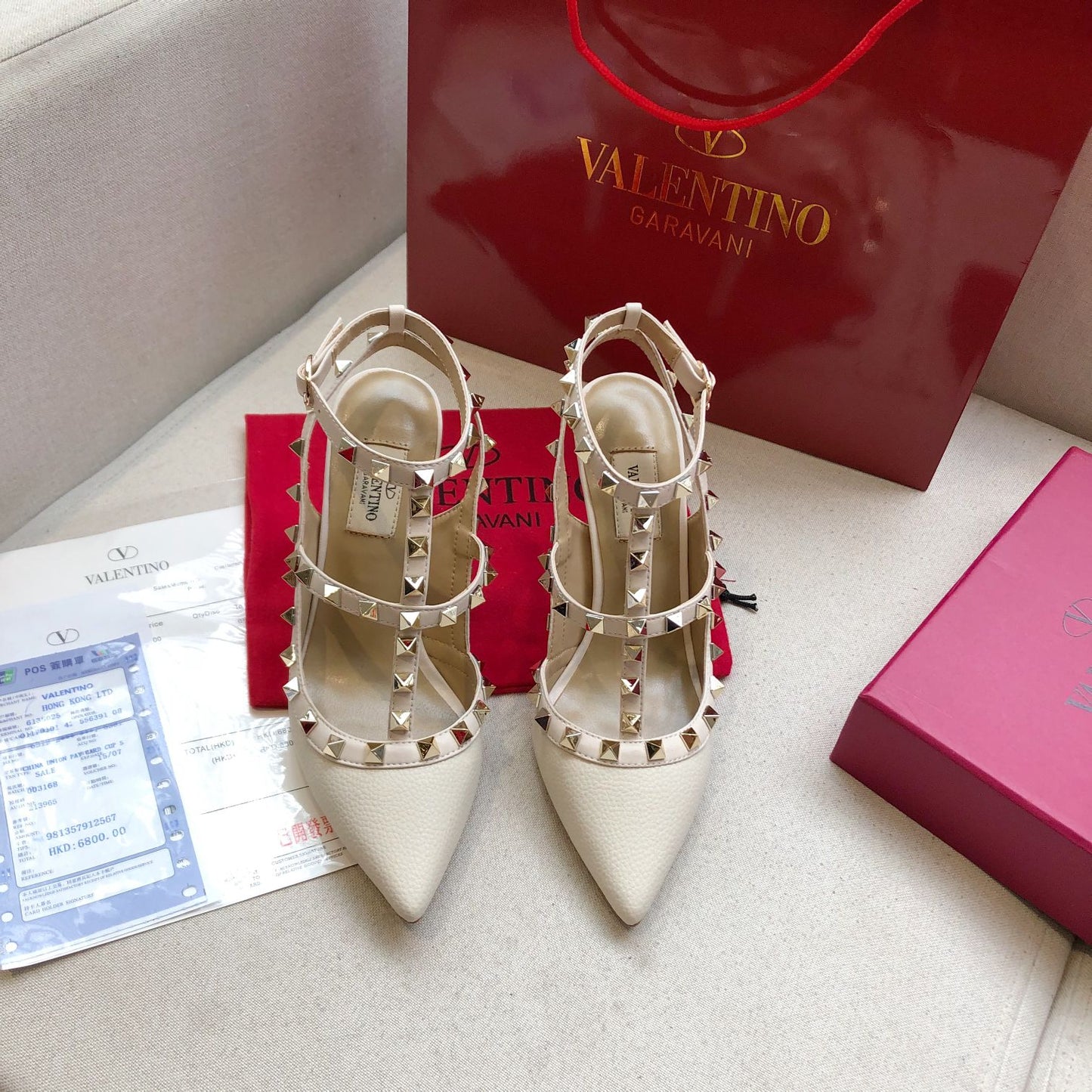 ROCKSTUD WHITE CREAM METALLIC CALFSKIN ANKLE STRAP HIGH SANDAL - 34 / 9.5 cm