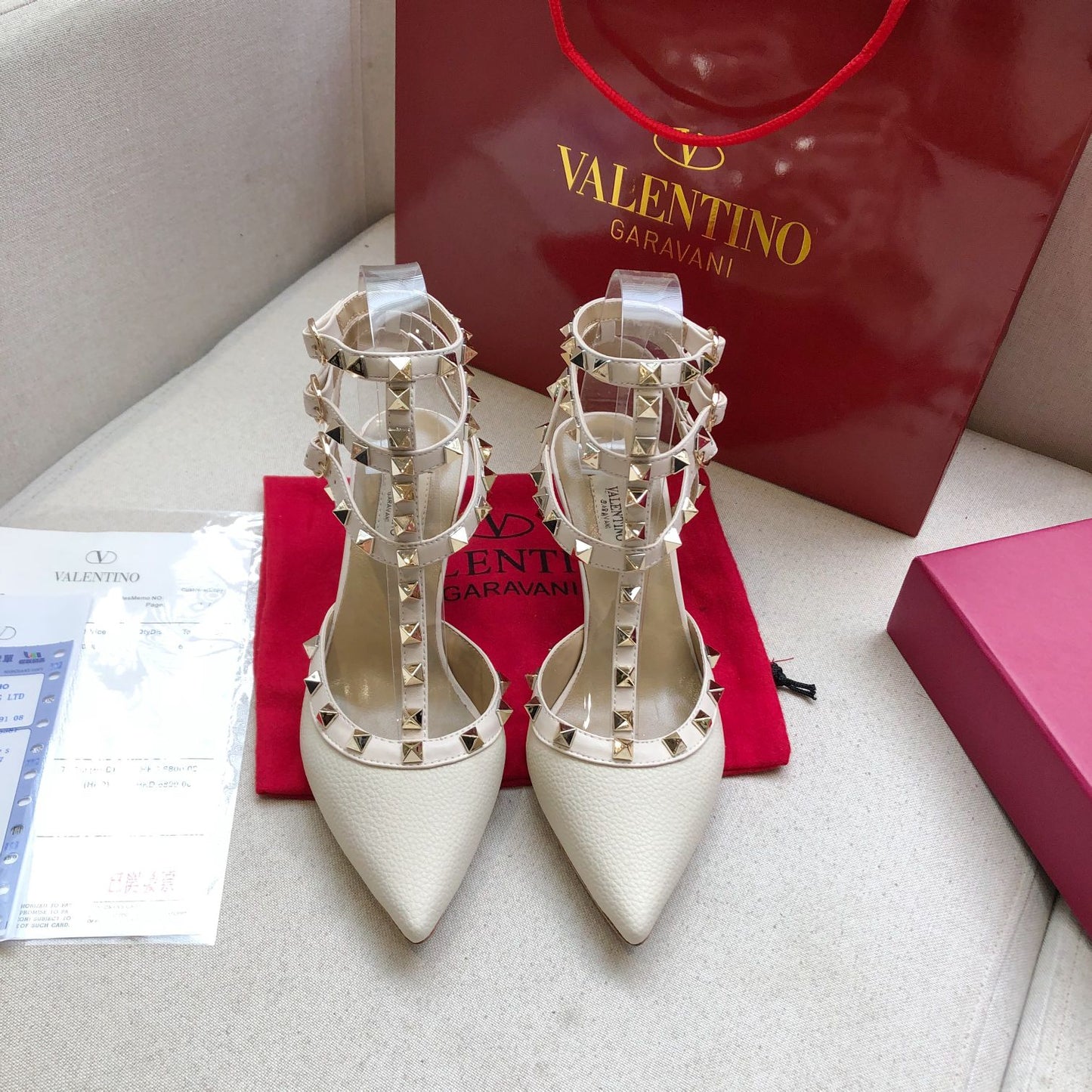 ROCKSTUD WHITE CREAM METALLIC CALFSKIN ANKLE STRAP HIGH SANDAL - 34 / 9.5 cm