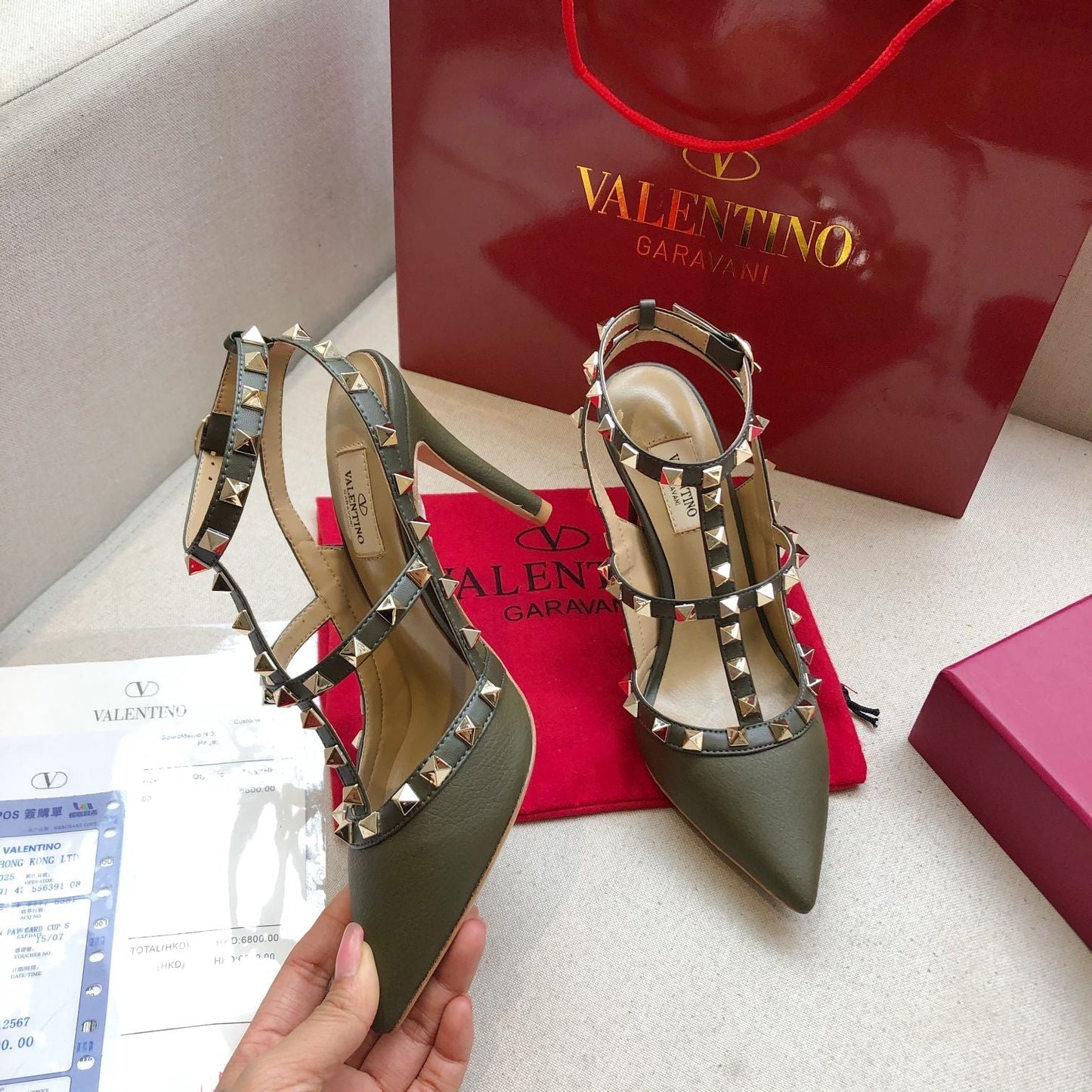 ROCKSTUD MOSS GREEN METALLIC CALFSKIN ANKLE STRAP HIGH SANDAL - 34 / 9.5 cm