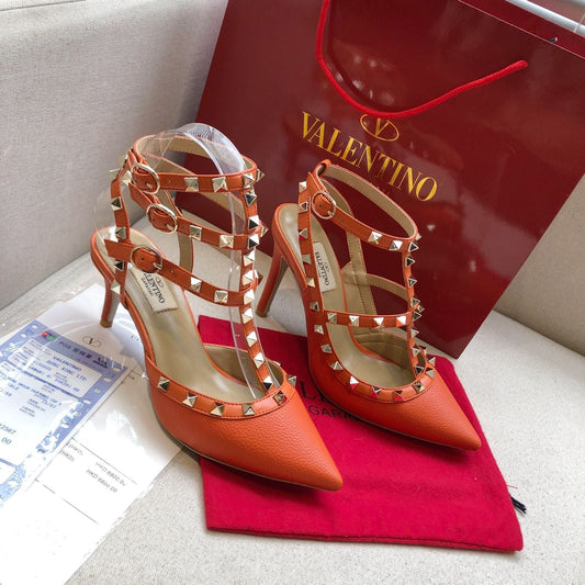 ROCKSTUD FIRE ORANGE METALLIC CALFSKIN ANKLE STRAP HIGH SANDAL - 34 / 9.5 cm