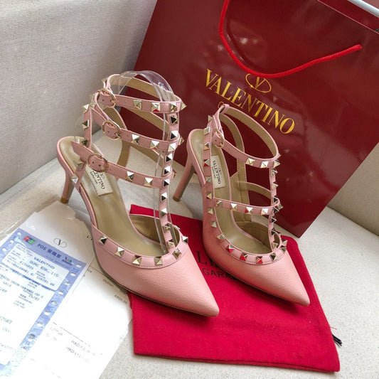 ROCKSTUD LIGHT PINK METALLIC CALFSKIN ANKLE STRAP HIGH SANDAL - 34 / 9.5 cm