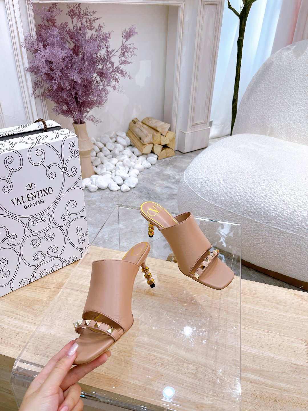 ROCKSTUD TOWER-HEEL MULES IN BRONZE BROWN CALFSKIN 7 CM - 34