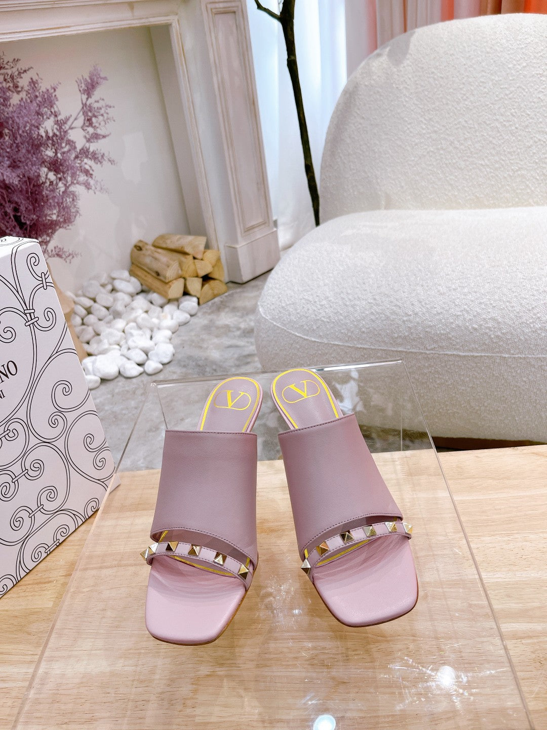 ROCKSTUD TOWER-HEEL MULES IN BABY PINK CALFSKIN 7 CM - 34