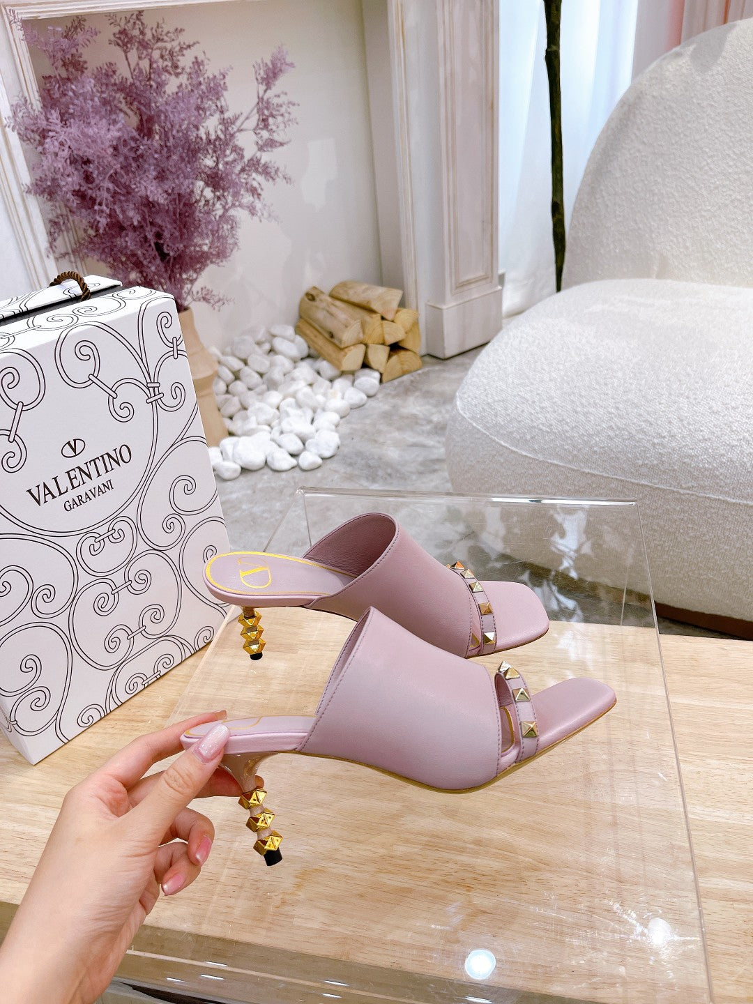 ROCKSTUD TOWER-HEEL MULES IN BABY PINK CALFSKIN 7 CM - 34